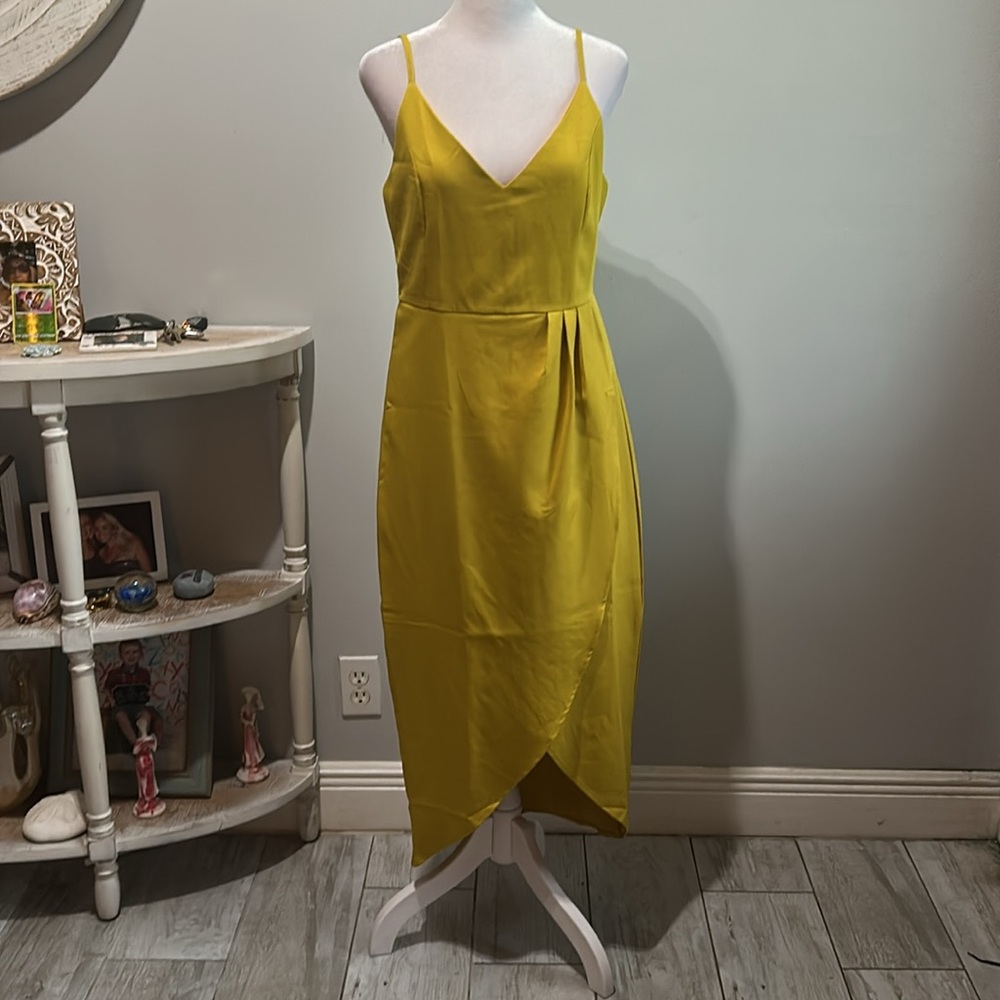 [CMZ2005] Yellow Sleeveless Midi Dress - Size Medium